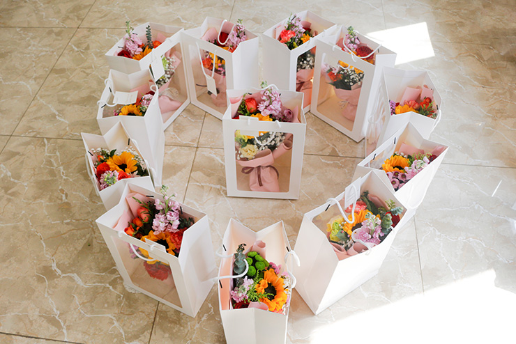 愛在三八節(jié)，情暖半邊天 濟(jì)南賽成為女員工送上節(jié)日祝福